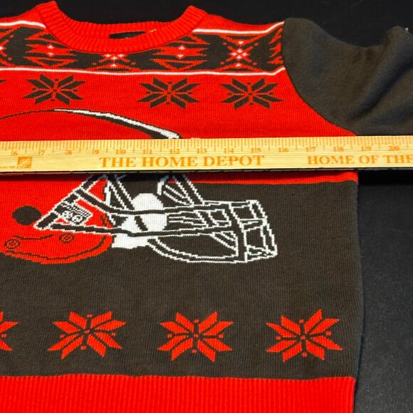 Cleveland Browns NFL Team Youth 10/12 Christmas Sweater Helmet - Picture 4 of 5